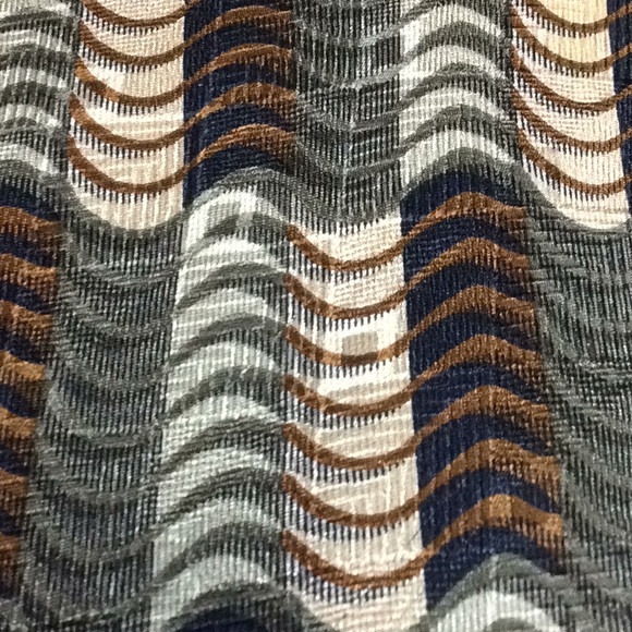 Part 1-Bill Blass Black Label - Picture 3 of 8